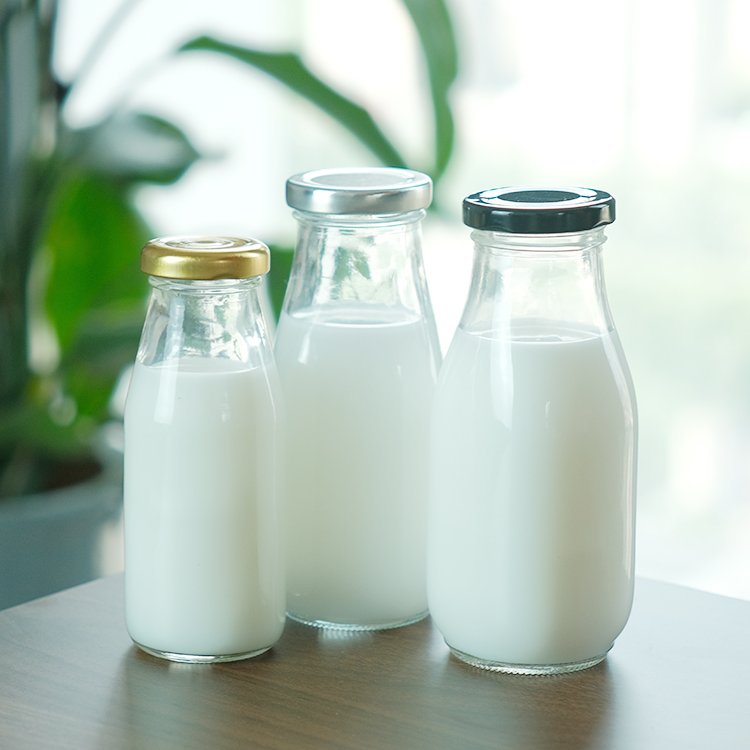 Various Size Glass Bottle Wholesale Empty Beverage Bottle Factory Sale Glass Milk Bottle With Metal Cap