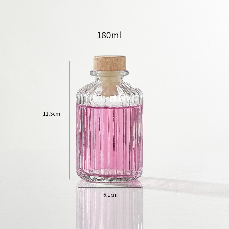 Empty 50ml 100ml 150ml 180ml glass strong liquor bottle Baijiu gin whisky cocktail vodka small mini glass bottle with nut