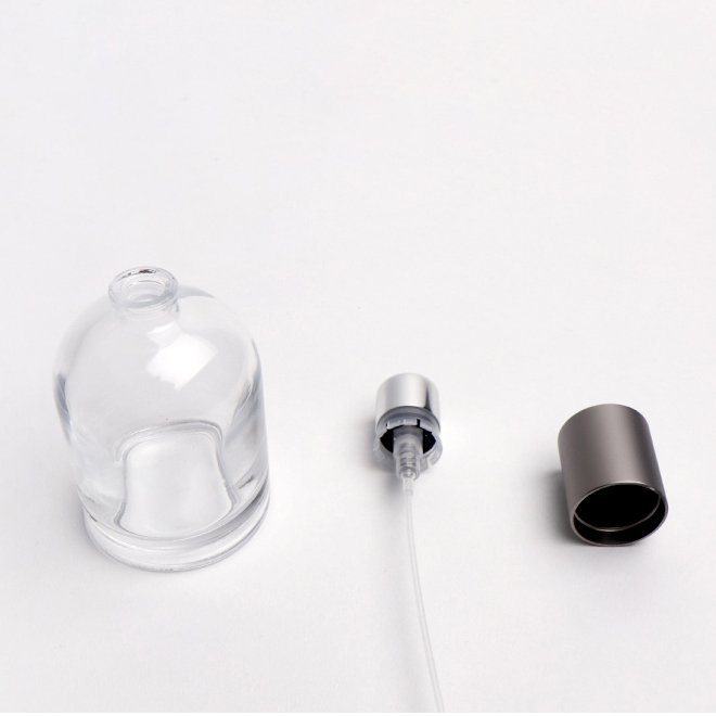 Round Matte Silver Cap Cylinder Fragrance Diffuser 30 50 100ml Perfume Spray Glass Bottle