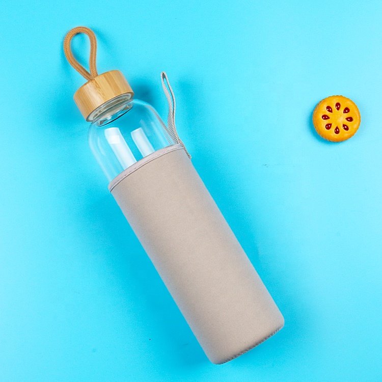 BPA Free 1000ml Borosilicate Glass Drinking Water Bottle with Bamboo Lid Eco-Friendly and Durable