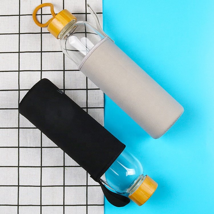 BPA Free 1000ml Borosilicate Glass Drinking Water Bottle with Bamboo Lid Eco-Friendly and Durable