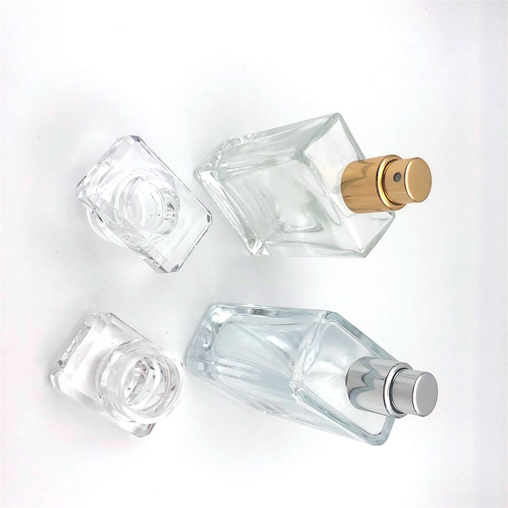 Wholesale 30ml 50ml 100ml Empty Luxury Flat Square Spray Fragrance Parfum Bottle Black Refillable Perfume Glass Bottle
