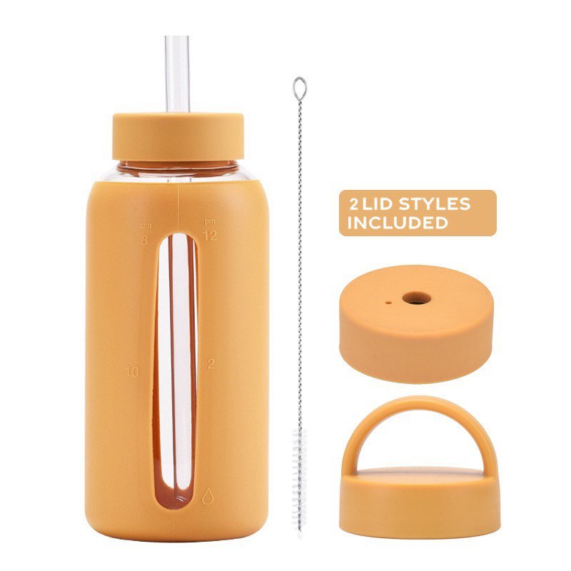 New Style 800ml borosilicate glass bottle silicone wrapped glass bottles with straw for juice milk