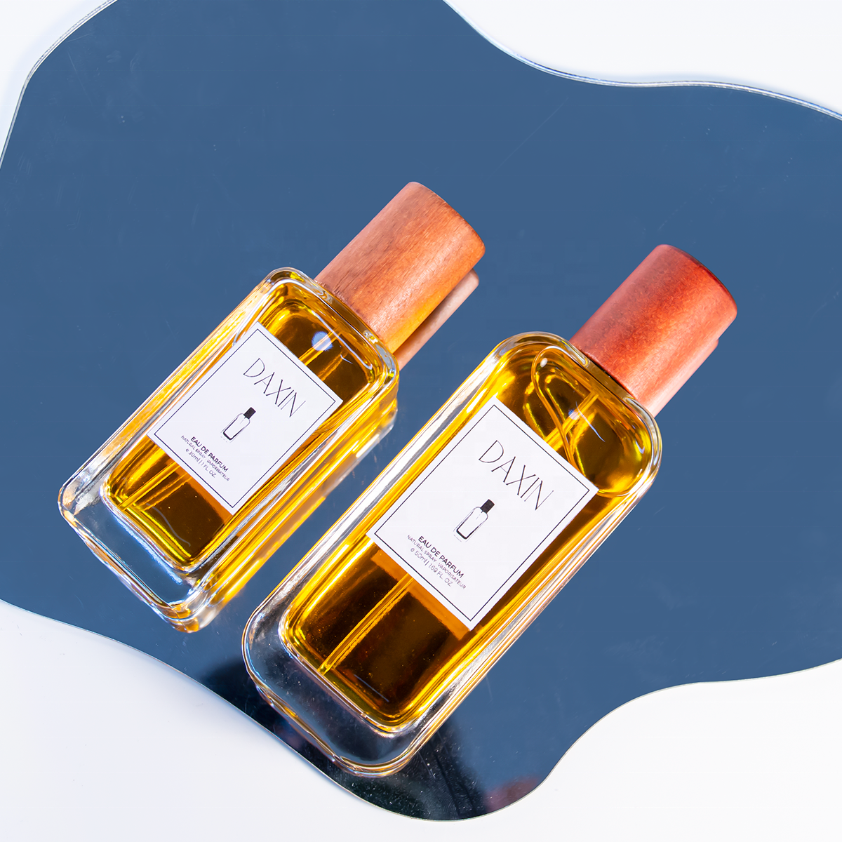 Factory Price Wood Cap Luxury 50ml Clear Rectangle Glass Perfume Bottle Unique 30ml 50ml Perfume Bottle Fragrance Bottle