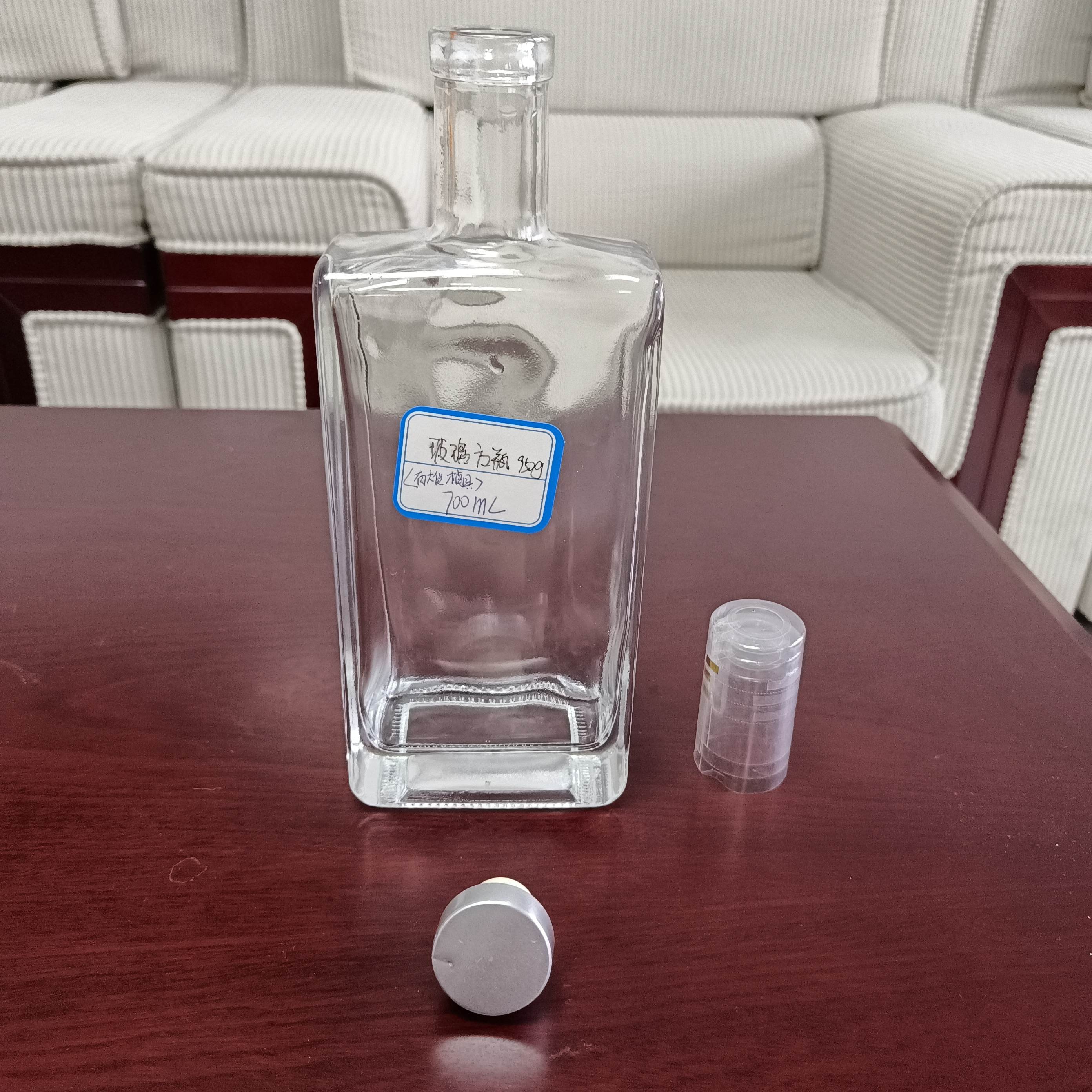 Square liquor bottle 750ml whisky vodka tequila 500ml 700ml wholesale clear empty brandy gin rum glass bottles spirit price