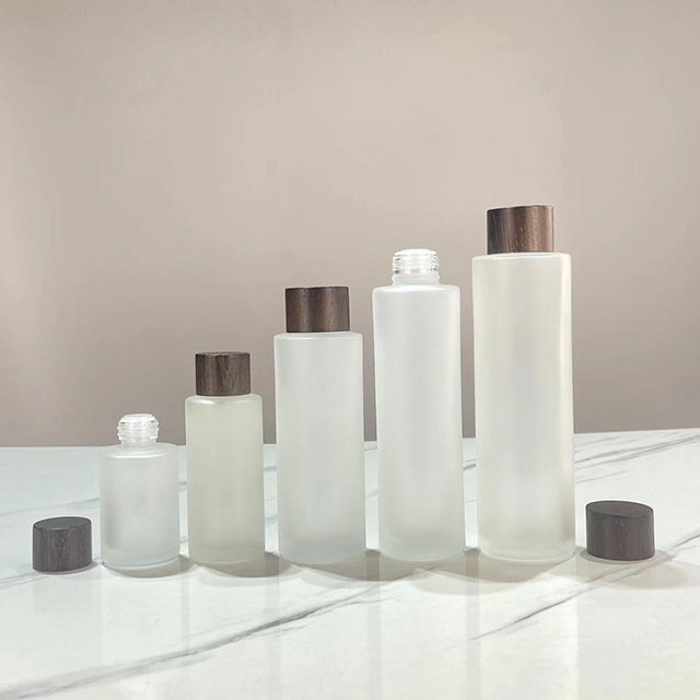 Hengjian 100ml 120ml 150ml Bamboo Packaging matte Glass Bottle Facial Makeup Cleansing Oil Bottle Cosmetic Serum Lotion Bottles