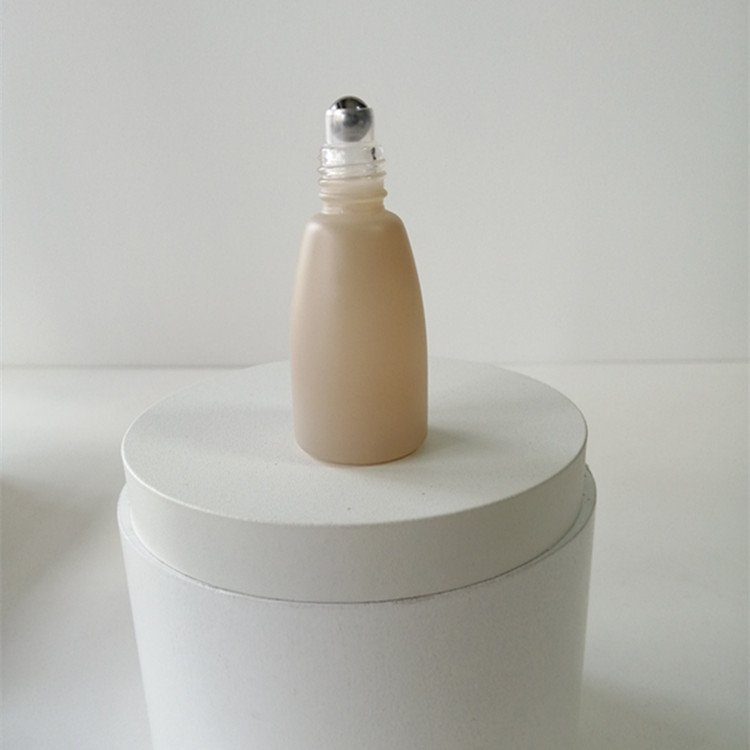 Green Color Essential oils packaging 10ml morandi colors glass roller bottle with shiny gold cap