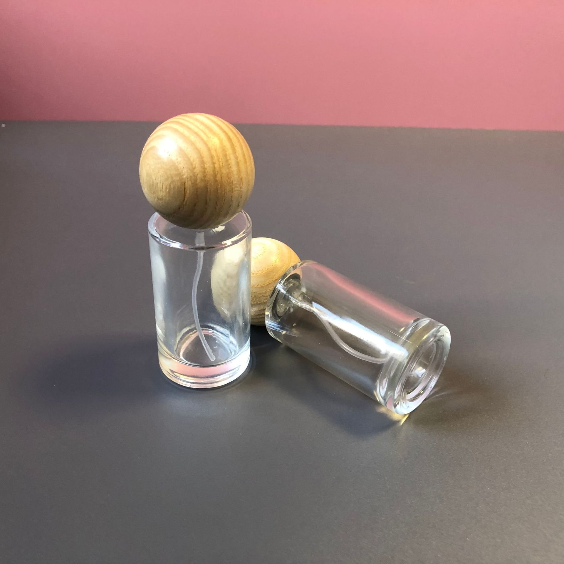 New product Transparent Screen printing round 20ml Wooden lid thick glass Perfume bottles