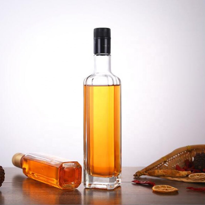 Wholesale Mini 50ml Olive Oil Bottles Glass Bottle Beverage Bottles Wine Liquor Bottle Transparent Glass Bottle With Stopper