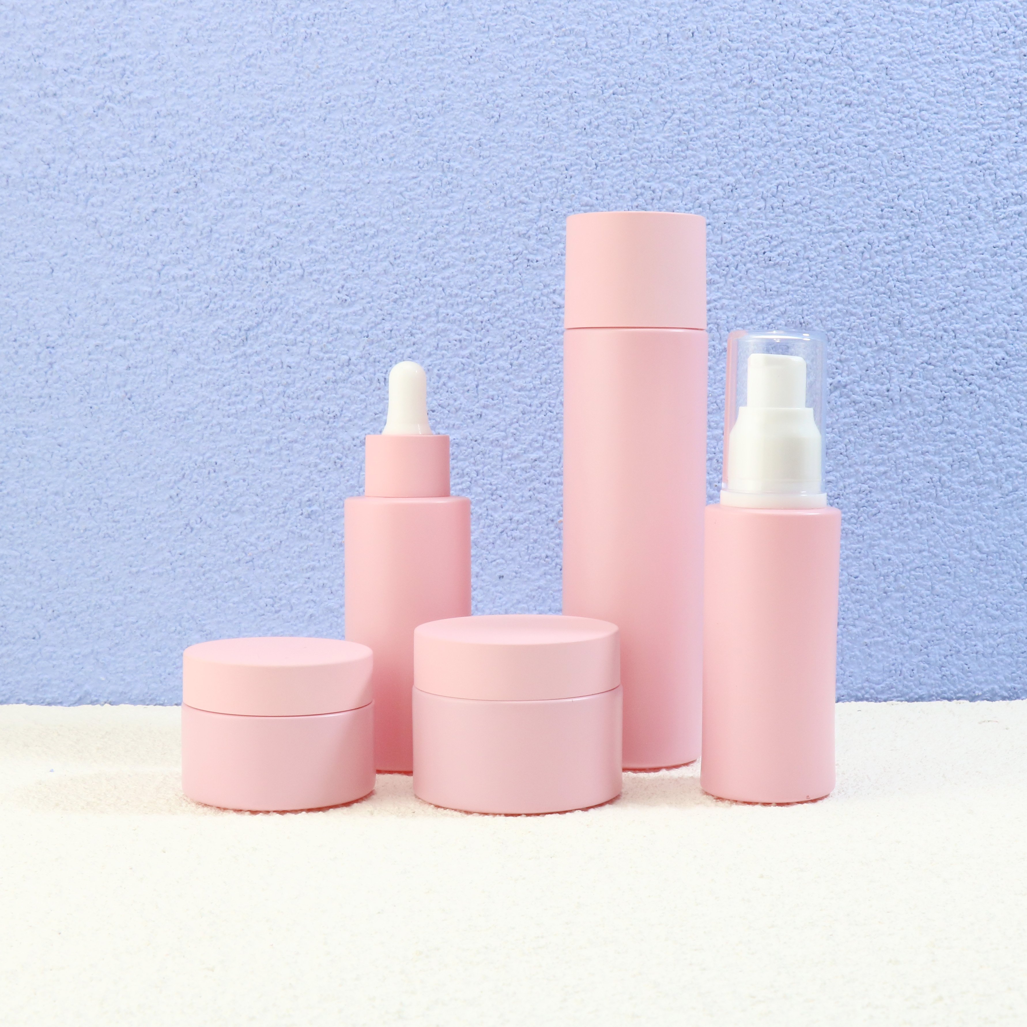 Luxury cosmetic skincare packaging flat shoulder glass bottle 20 ml 30 m 50 ml 100 ml white pump body lotion bottle