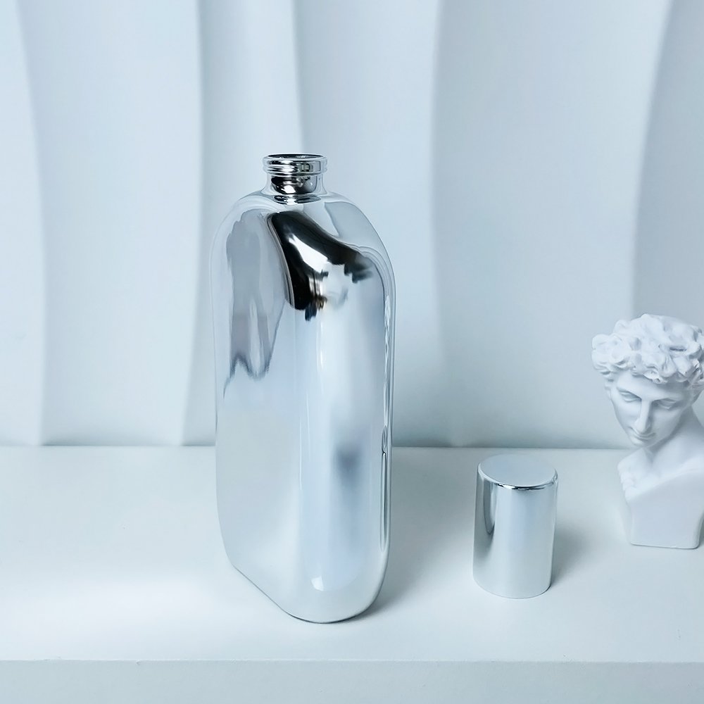 Mini Aluminum Spray Bottle Square Perfume Bottle Custom Logo 30ml 50ml Perfume Glass Bottle