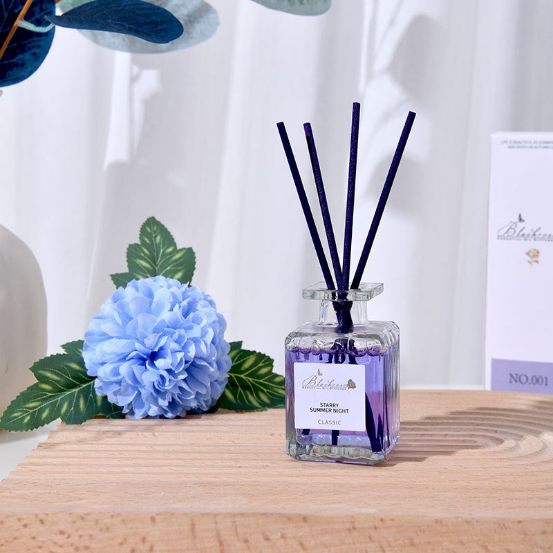 Custom Private Label Luxury Fragrance Aroma Oil Glass Bottles Flower Sticks Reed Diffuser Sets