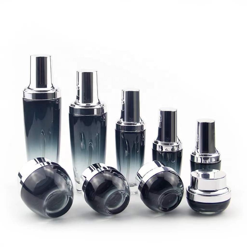 Essential Oil Essence 15 20 30 50ml Cosmetic Glass Bottle Black Gold Emulsion with Silver New Amber Emulsion Pump Dropper Small