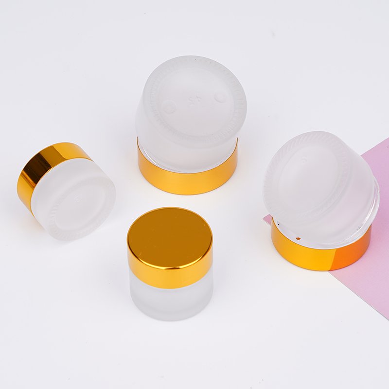 Empty Cosmetic Bottle Packaging 30ml 50ml 100ml Matte Glass Skincare Cream Jar with Gold Lid