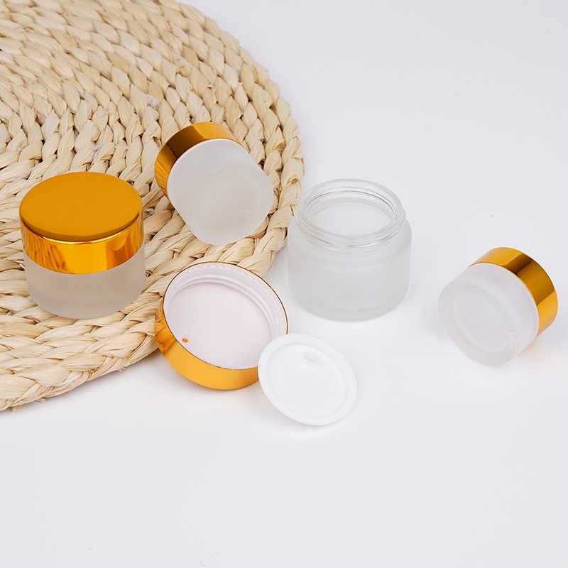 Empty Cosmetic Bottle Packaging 30ml 50ml 100ml Matte Glass Skincare Cream Jar with Gold Lid