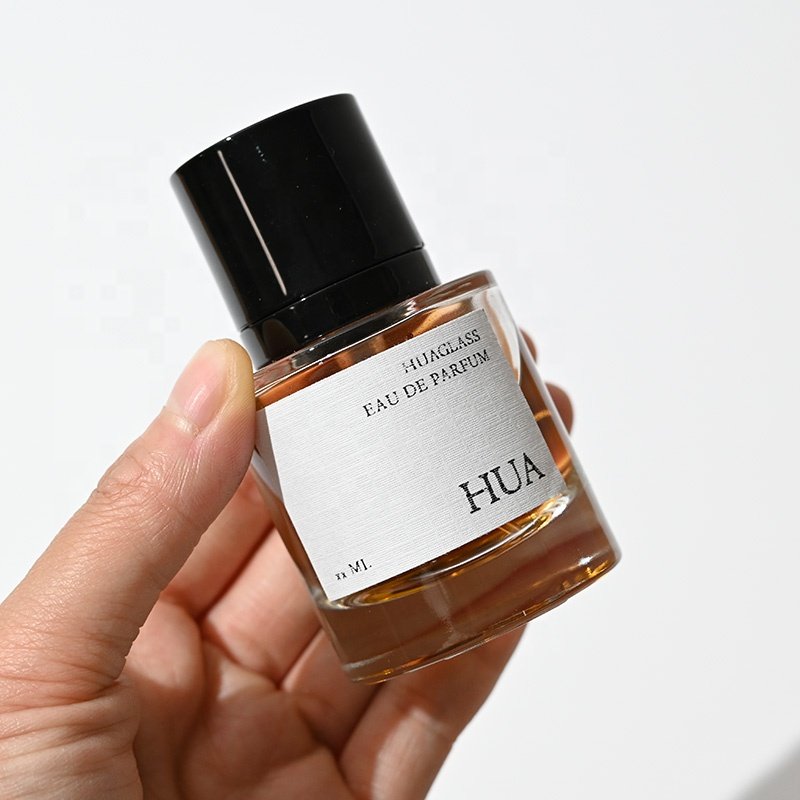 high quality Luxury 50ml perfume glass bottle with gold black sliver crimp sprayer and magnetic or non magnetic lids