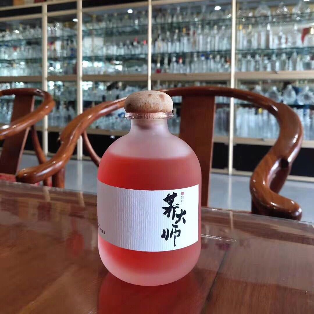 Customized 375ml Transparent Frosted Heavy Bottom Boston Liquor Beverage Fruit Wine Glass Bottle With Cork