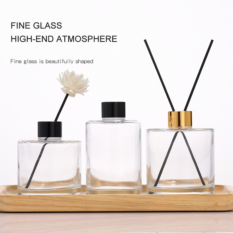 Wholesale Custom 100ml 200ml Round Luxury Diffuser Bottle Empty Reed Diffuser Glass Bottle With Lids