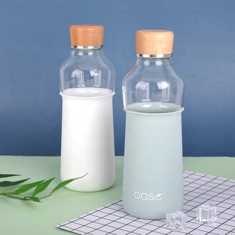 16 Oz Wooden Cap Bpa-free Silicone Sheath Drinking High Borosilicate Glass Bottle