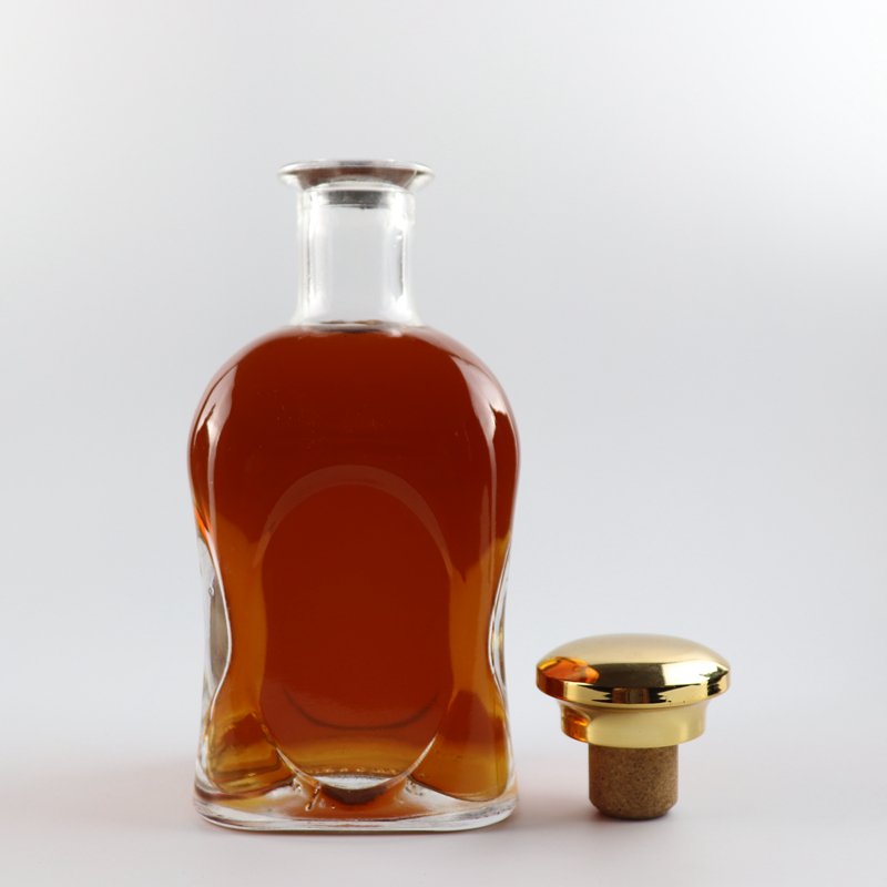Designed Square Shape Empty Tequila 500ml Glass Bottles For Sale