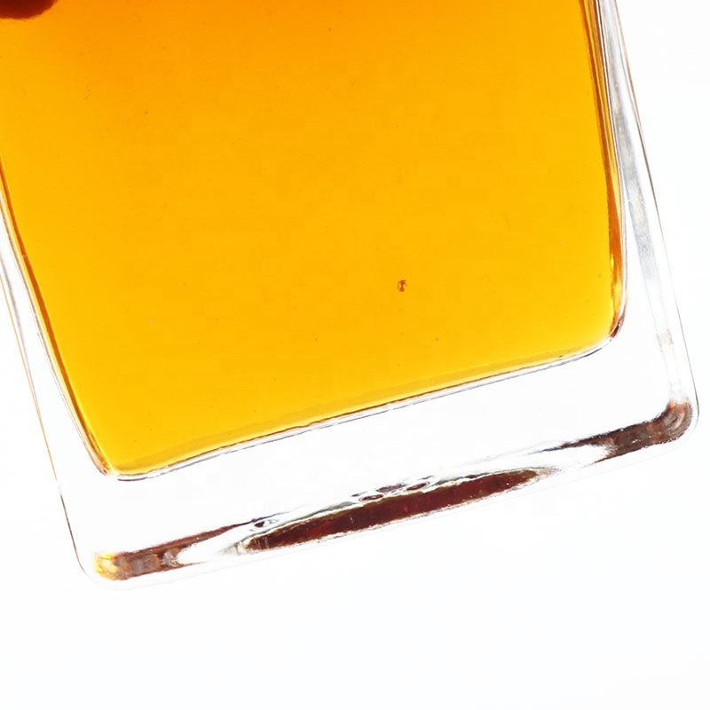 150ml Wholesale Square Liquor Bottle Vodka Whiskey Wine Glass Bottle 500ml 600ml 700ml 750ml 1000ml