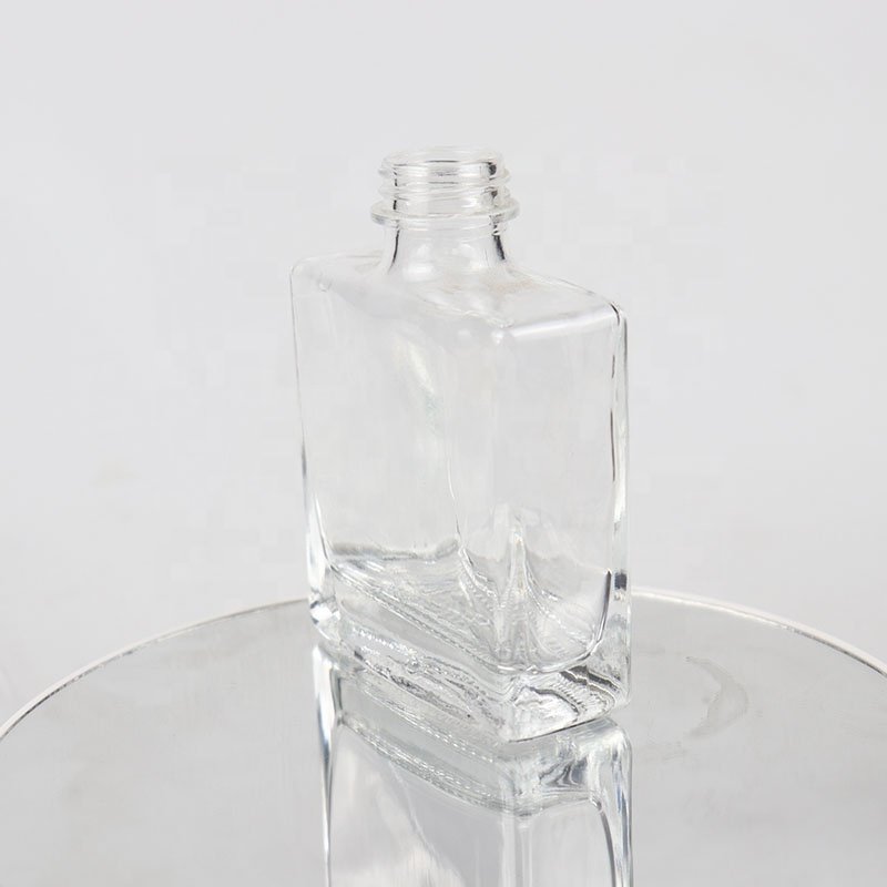 150ml Wholesale Square Liquor Bottle Vodka Whiskey Wine Glass Bottle 500ml 600ml 700ml 750ml 1000ml