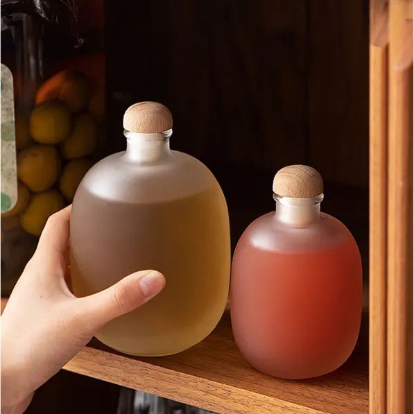 New Design 250ml Mni Frosted/Clear Beverage Friute Juice wine bottle with polymer stopper and cork