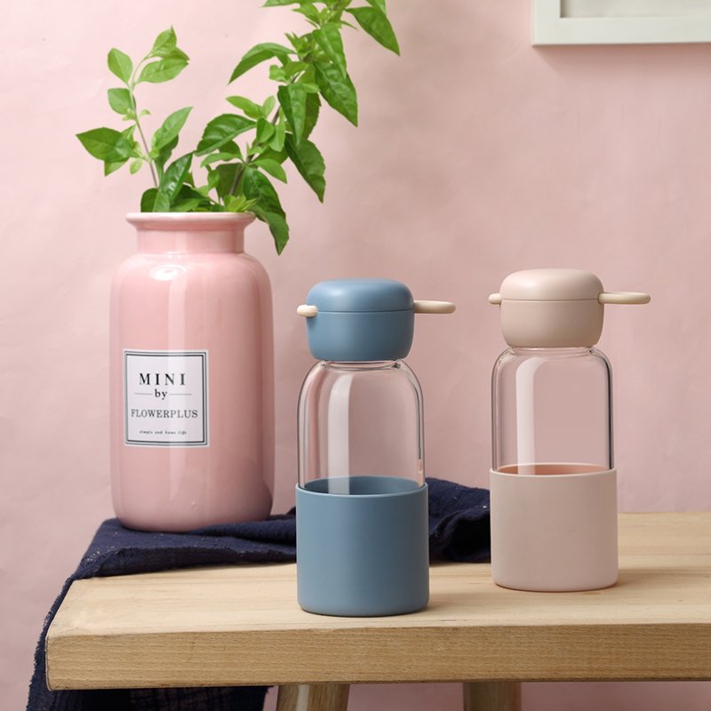 Glass Bottle Manufacturers 350ml Customization Reusable Glass Water Bottle Light weight Tea Bottle Borosilicate Glass