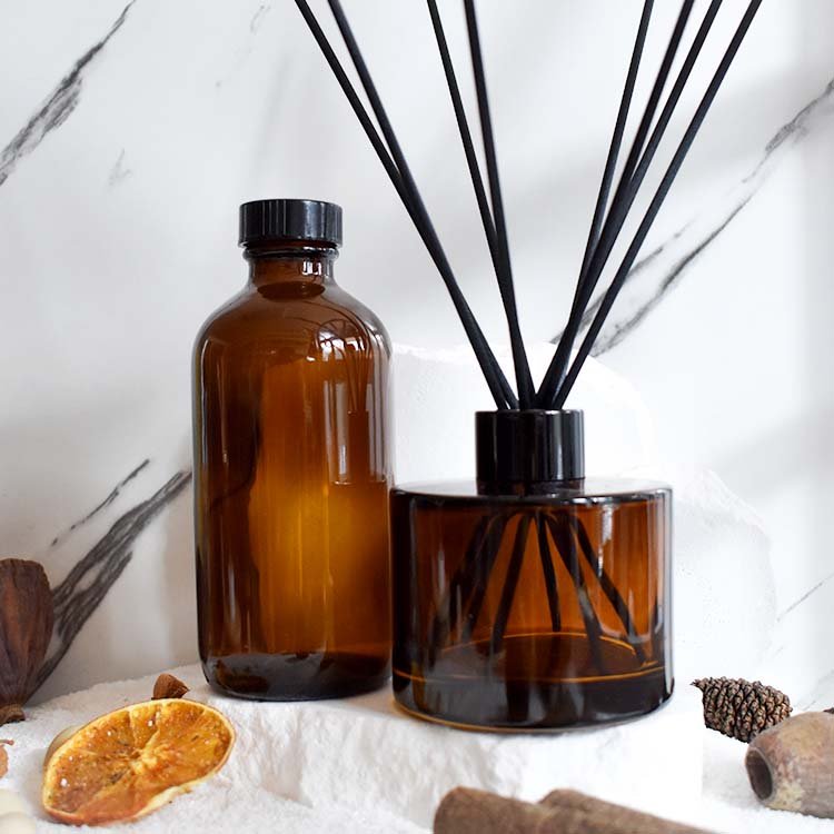 Luxury Empty Scent Glass Bottle No Fire Fragrance diffuser water bottle set amber 150ml diffuser bottles with caps and box reed