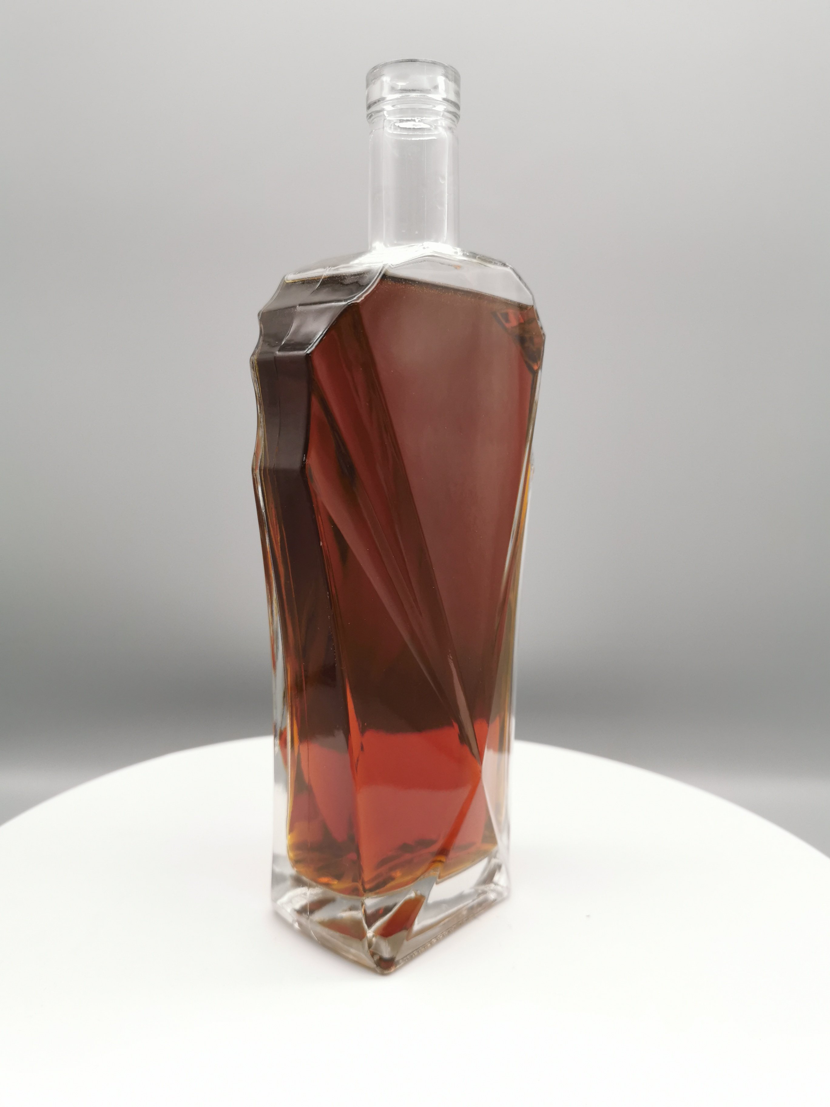 mini glass bottles spirits liquor glass spirit bottle flat flask liquor spirit 750ml glass ciroc vodka bottles price