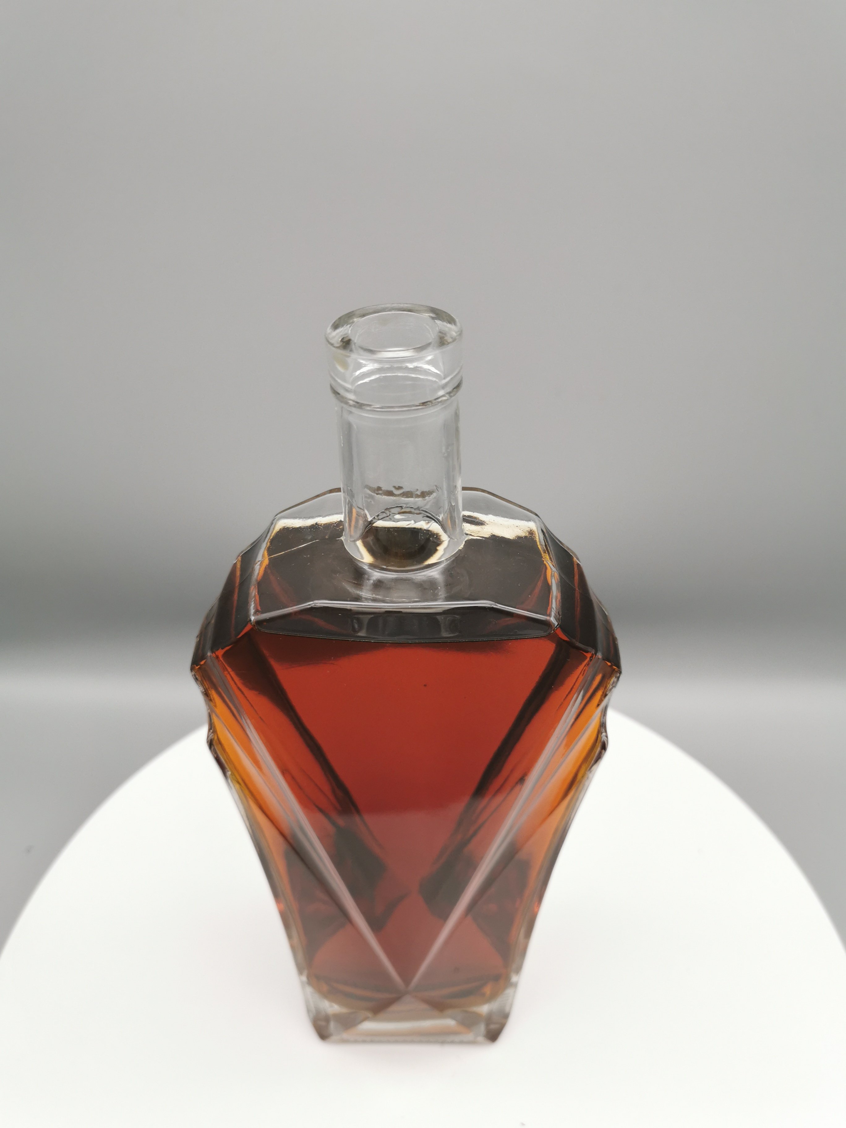 mini glass bottles spirits liquor glass spirit bottle flat flask liquor spirit 750ml glass ciroc vodka bottles price