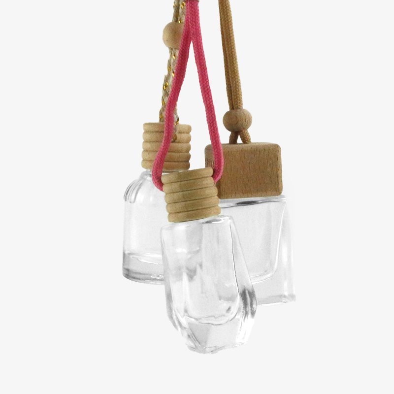 New design 8ml square shape refillable air freshener pendant gel empty bottle car perfume glass bottles for air conditioner
