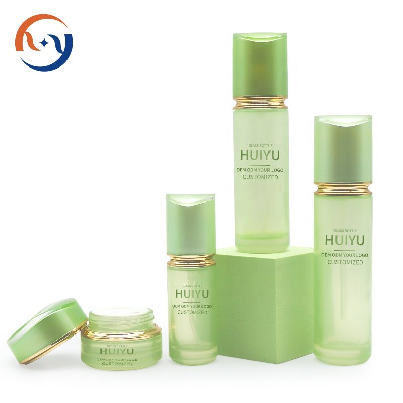 China Wholesale Frosted Black Spiral Cap Transparent Dropper Bottles Refined Oil Glass Bottles For Perfume Cosmetic Bottle