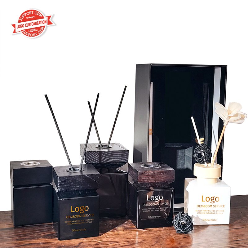 Wholesale Custom 50ml 100ml 200ml 300ml 500ml Square Luxury Diffuser Bottle Black Empty Reed Diffuser Glass Bottle With Lids