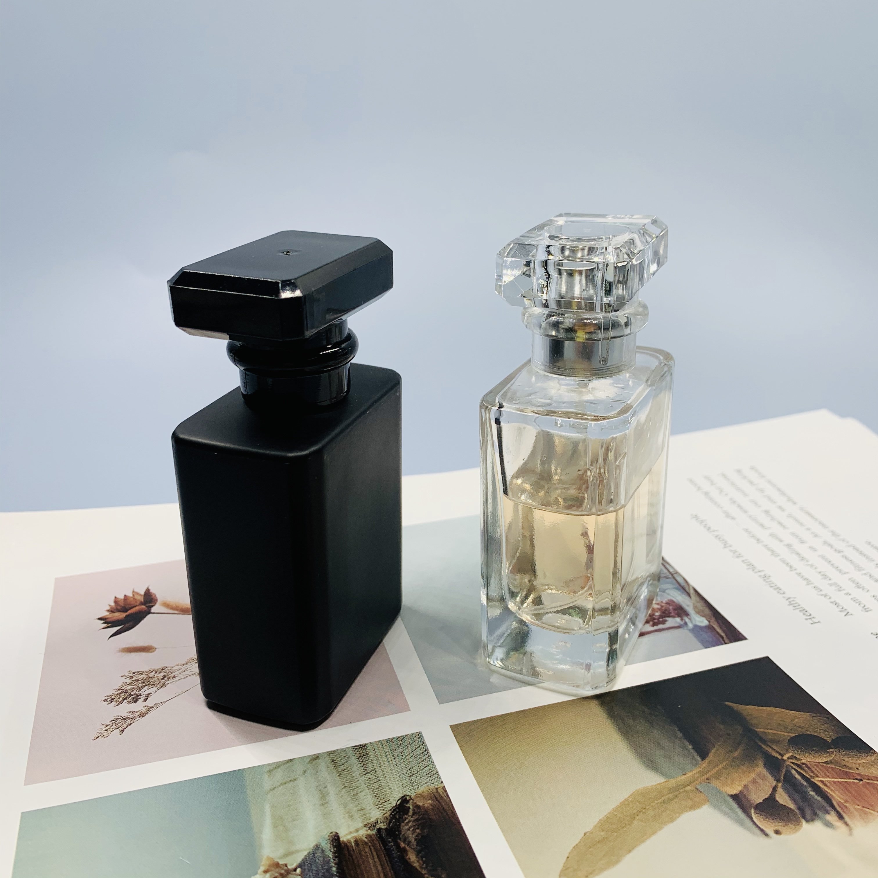 Free Sample Ladies 30ml 50ml Square Spray Glass Perfume Bottle 50ml Wholesale Glass Perfume Bottle