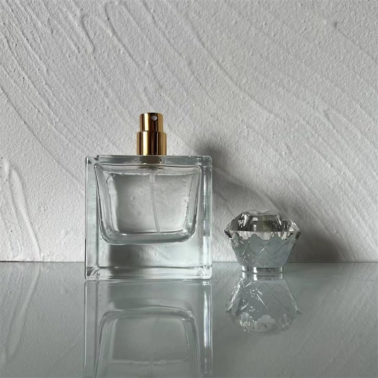 Wholesale China Manufacturer in stock Luxury Rectangle 30ml 50ml 100ml empty glass perfume Bottle