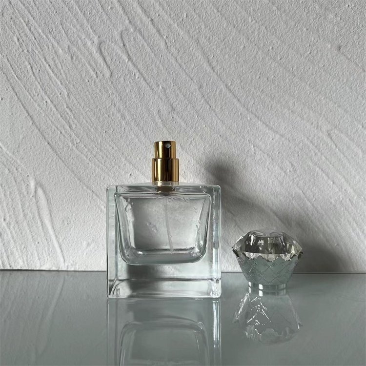 Wholesale China Manufacturer in stock Luxury Rectangle 30ml 50ml 100ml empty glass perfume Bottle