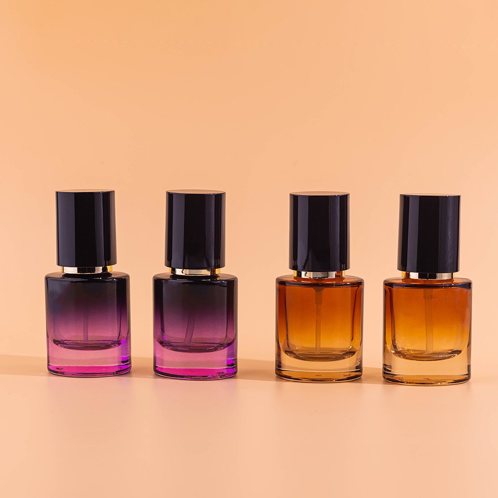 Perfume Glass Bottle Luxury 100ml 50ml 30ml Perfume Spray Bottle Glass Bottle With Gold Sprayer