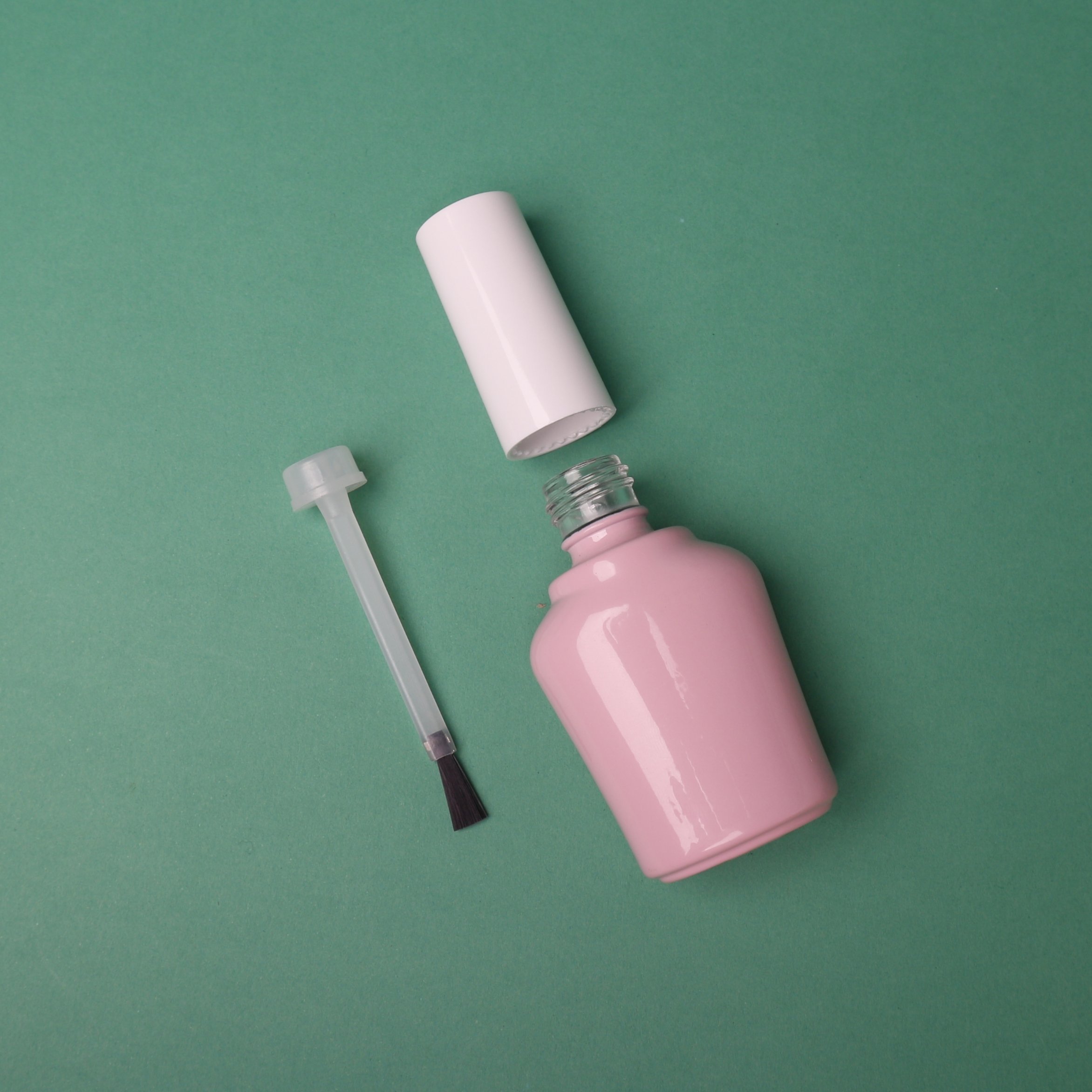 Cheap price 15ml color Empty custom nail gel glass bottle for gel polish packaging