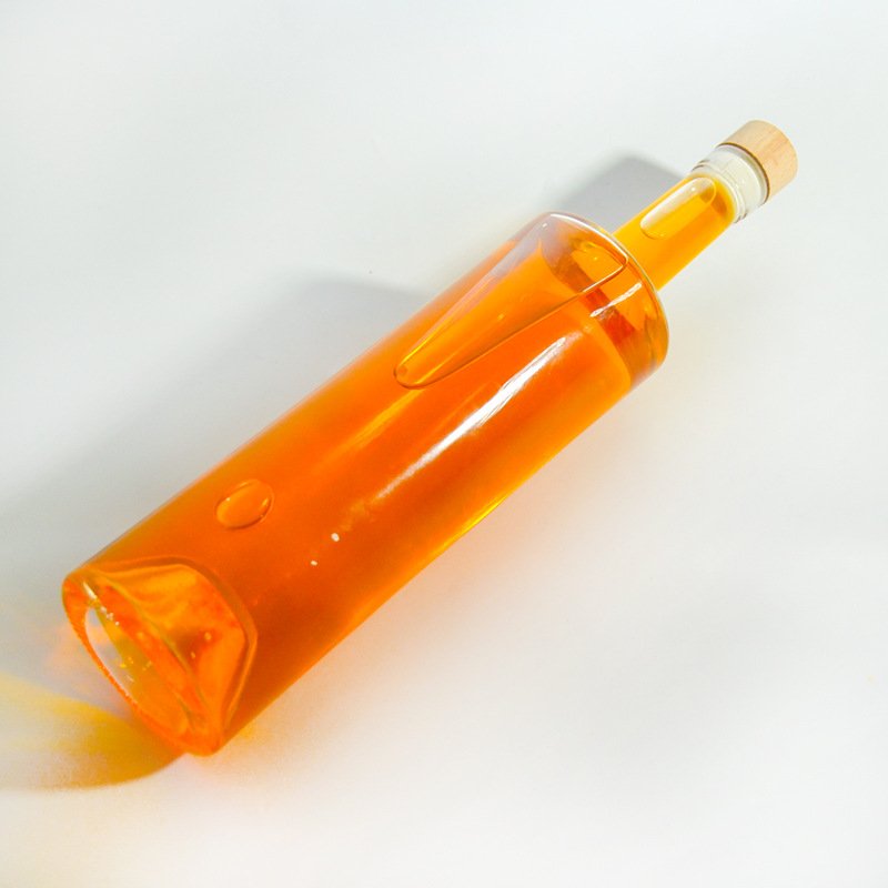 Manufacturers Wholesale Vodka bottles 500ml glass bottles Crystal White Liquor Empty bottle Quality First
