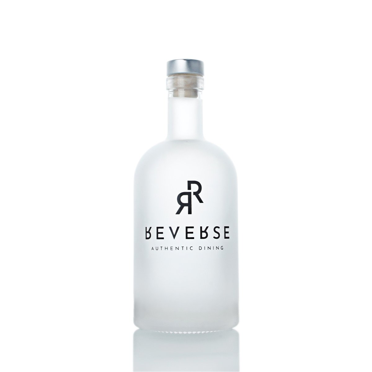 Factory Stock Botella De Vidrio Para Licor 500 700 750 ml Frosted Matte Black Vodka Gin Oliver Oil Spirit Glass Bottle