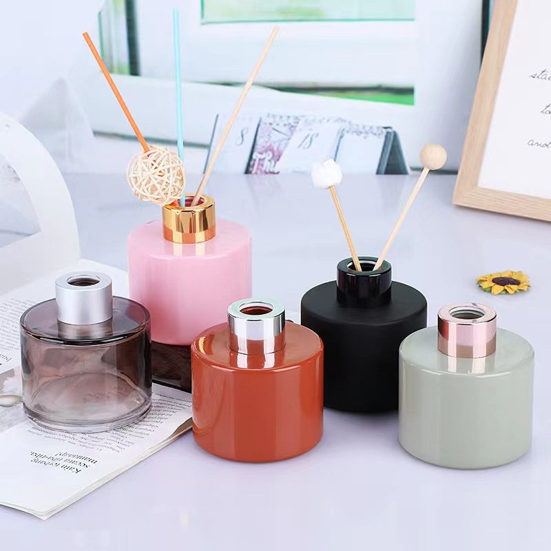 Wholesale Empty Luxury 120ml Frosted Matte Black Reed Diffuser Glass Bottle