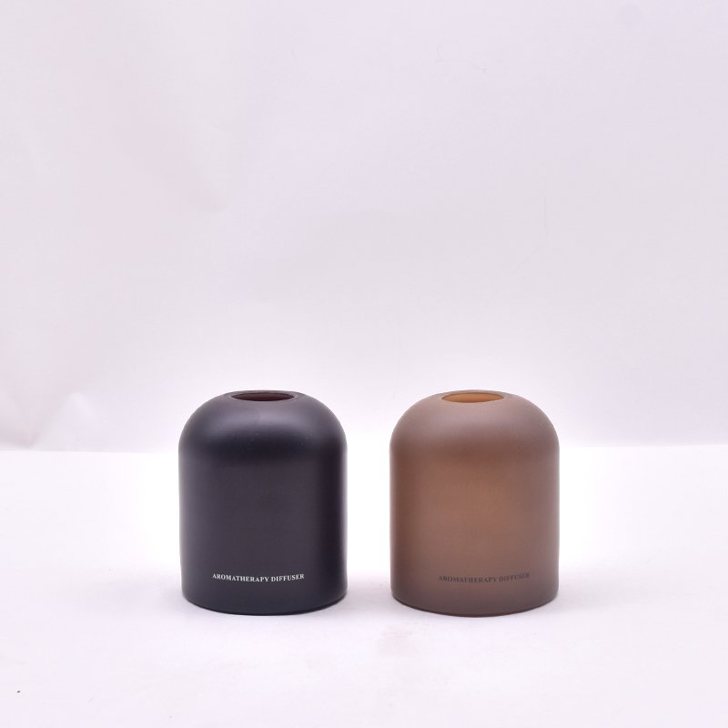 Wholesale 200ml Round Black Luxury Reed Diffuser Glass Bottle Custom Empty Reed Diffuser Fragrance Perfume Bottle With Box