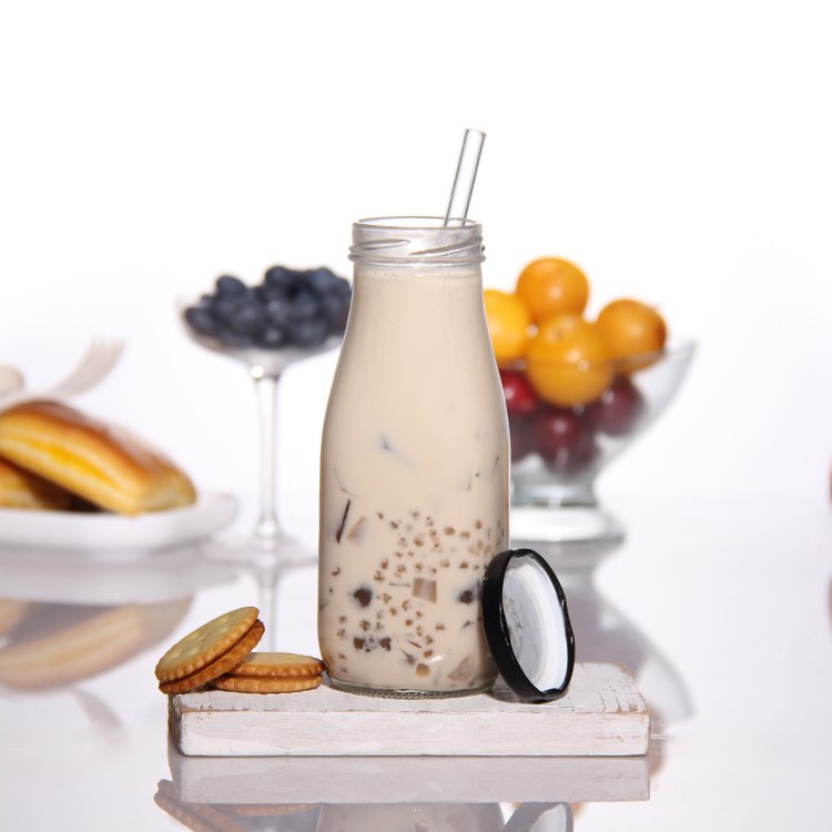 Cheap Price 16 Oz 32 Oz Reusable Empty Milk Glass Bottles With Metal Lids