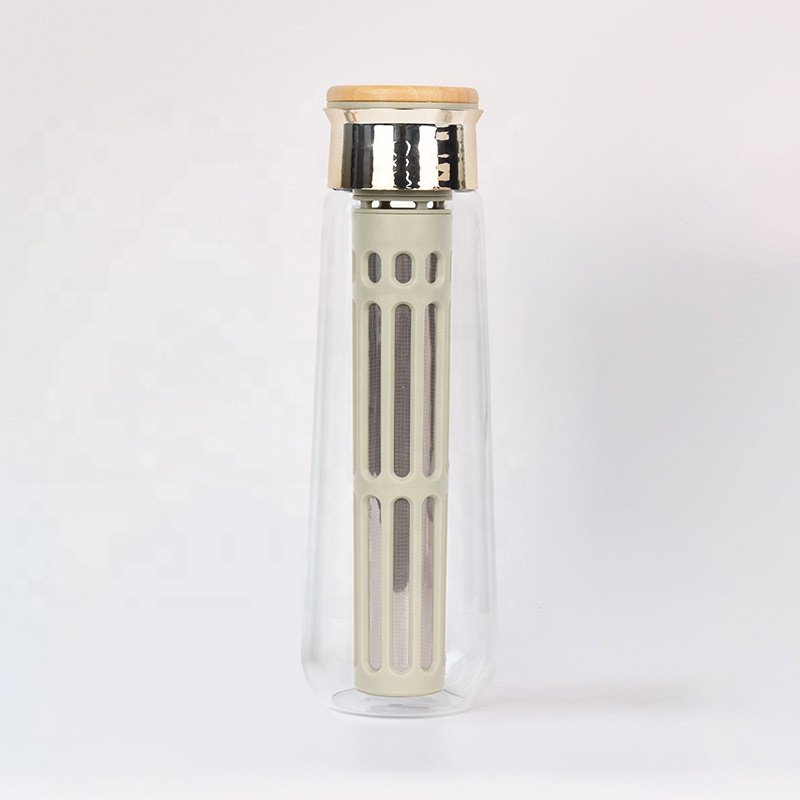 High borosilicate glass cold brew coffee maker with bamboo lid and stainless steel coffee filter