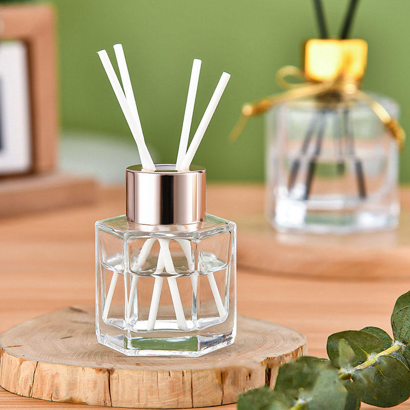 Wholesale Customized Transparent 50ml 100ml 130ml Aromatherapy Glass Bottles for Home Decoration