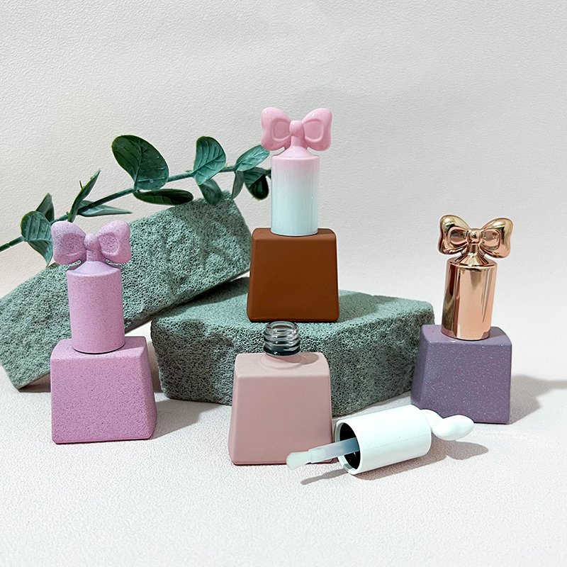 12ml cartoon cute glass nail polish bottle nail polish bottle for children bow nail polish bottle colorful made In china