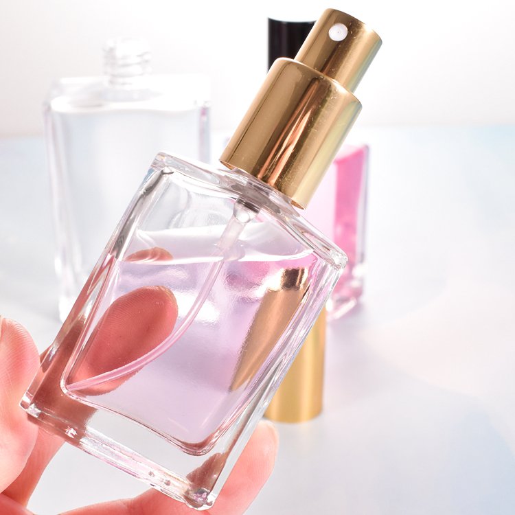 wholesale empty square 30ml 50ml 100ml rectangle screw cap perfume bottles with gold silver black spray cover