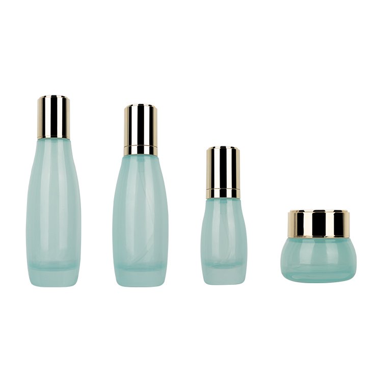 Skincare Packaging Set Toner Lotion Bottle 100ml Cosmetic Glass Bottle Wholesale Bamboo Round Empty Luxury Plastic PUMP Sprayer