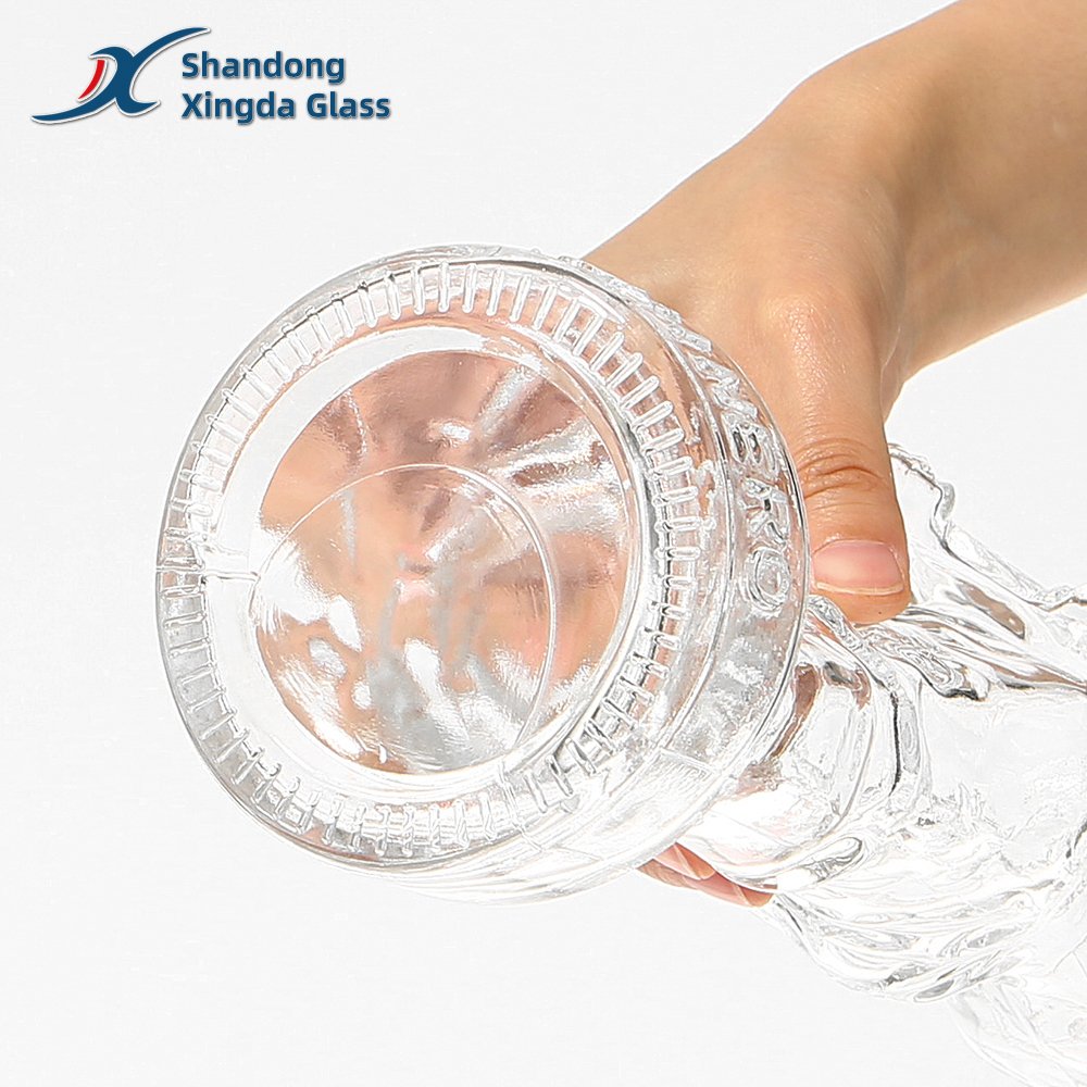 Xingda Gin Bottle Fancy Liquor Glass Bottle Wholesale 750ml Screen Printing Glass Bottles for Mineral Water Beverage Cork